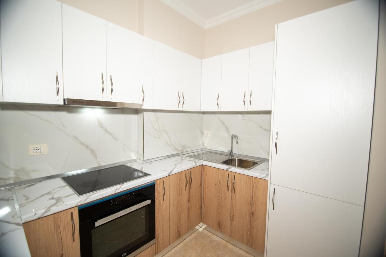 Ami Apartament Vlorë Exterior foto
