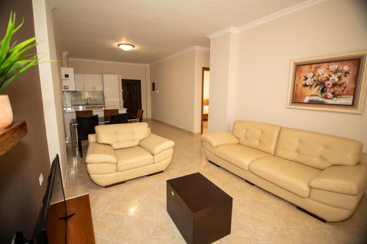 Ami Apartament Vlorë Exterior foto